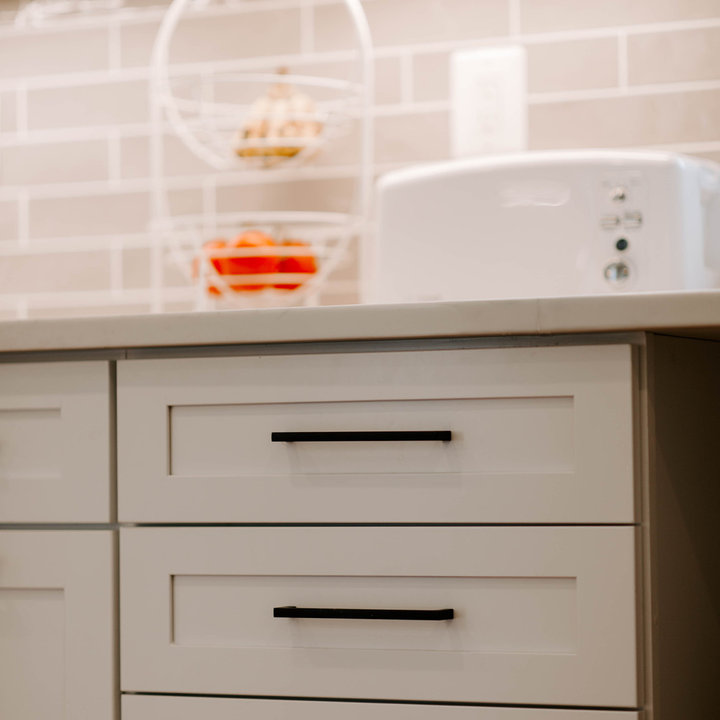 Dove White Kraftmaid Photos & Ideas Houzz