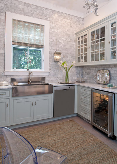 Traditional Kitchen by Town & Country Kitchen and Bath