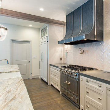 Magnificently Modern Memorial Kitchen Remodel | 2016