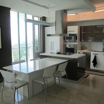Make oVer on Brickell Ave Apartment