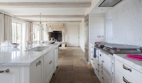 Kitchen of the Week: A Cotswolds Kitchen Gets a Dash of Rustic Charm