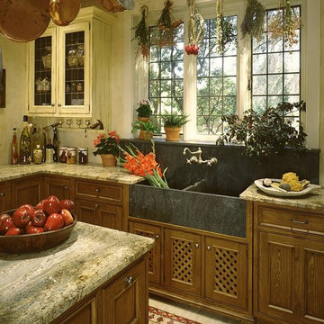 Mansion in May 1999