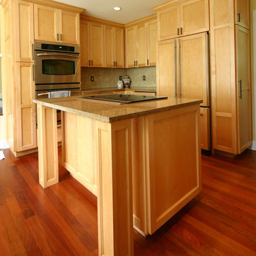 Maple Kitchen Cabinetry
