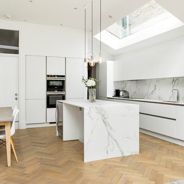 Marble used as the highlight of the kitchen