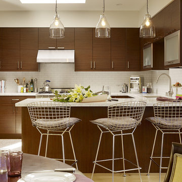 Marina Kitchen