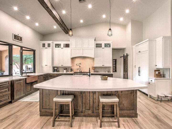 Pantry - Farmhouse Kitchen