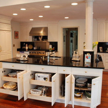 McLean White Traditional Kitchen