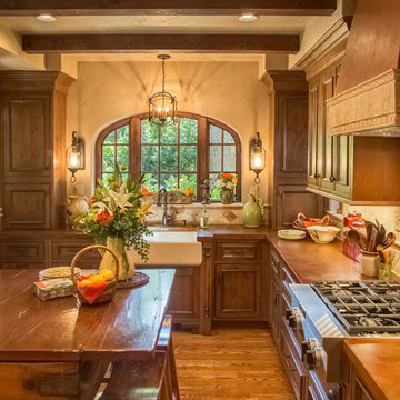 Mediterranean Style Kitchen Expansion
