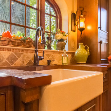 Mediterranean Style Kitchen Expansion