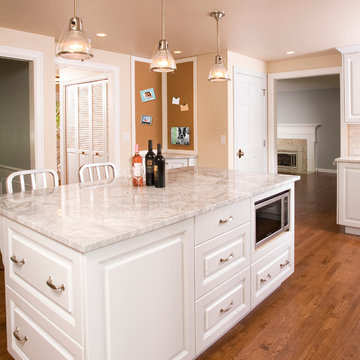 Mercer Island Classic Kitchen