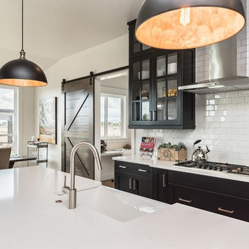 Clark Falls Modern Farmhouse - 2021 Houzz Winner (Best Kitchen)