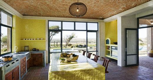 Kitchen Color: 7 Sensational Yellow Backsplashes