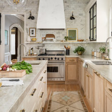 Traditional Kitchen by MMI Design