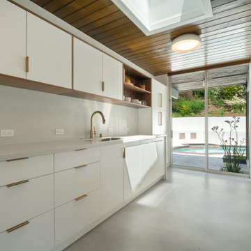 Mid-Century Modern Envy in Oakland