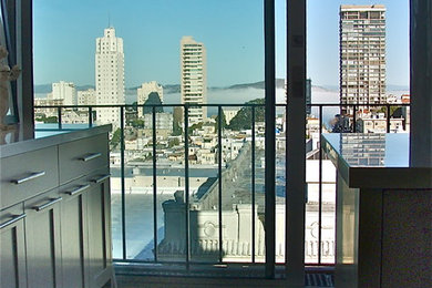 Mid Century Skyscraper Apartment