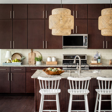 Mid-mod Coastal Casa