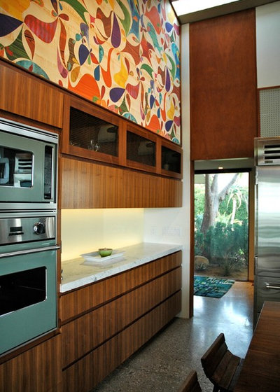 Midcentury Kitchen by Dovetail Architects