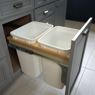 Midwest Stone Display Kitchen | Waypoint Cabinetry