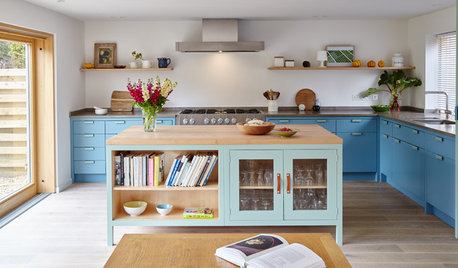 How to Perfectly Pair Two Different Kitchen Cabinet Colours