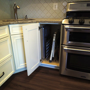 Miriam's New Kitchen : Tray Cabinet
