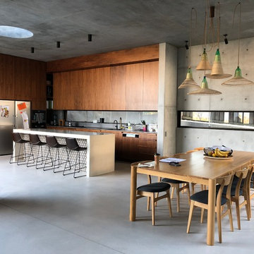 Moder Industrial