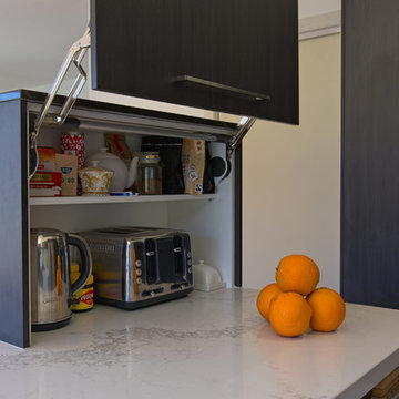 Modern 2 toned kitchen