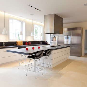 Modern Bespoke Kitchen - Studio One Design