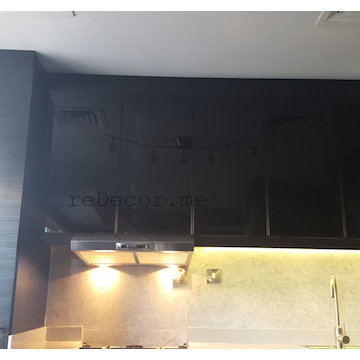 Modern, black, Lounge type kitchen