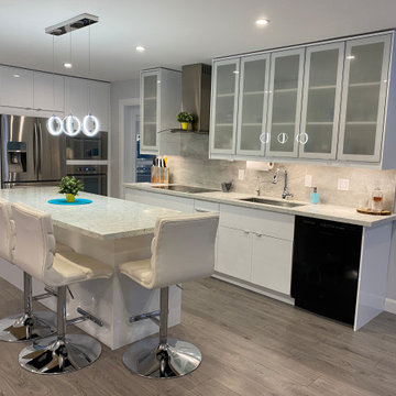 Modern bright kitchen, Newmarket