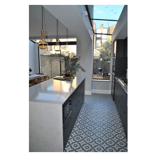 Modern dark grey kitchen with black handles - Contemporary - Kitchen ...