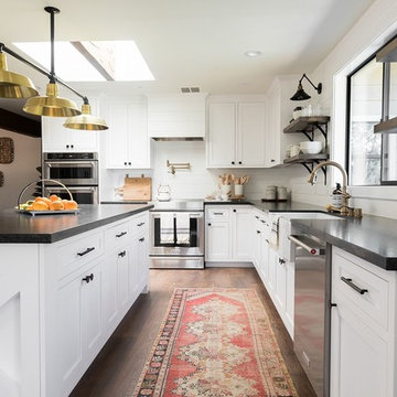 Modern Farmhouse in the Hills