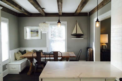 Inspiration for a farmhouse kitchen remodel in New York