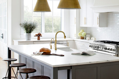 Inspiration for a farmhouse kitchen remodel in Baltimore
