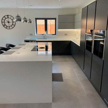 Modern Fitted Kitchen - Ringwood