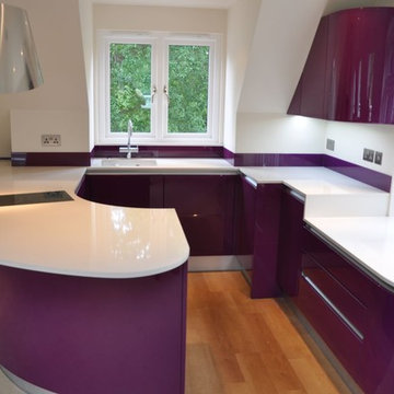 Modern handleless kitchen in Kent