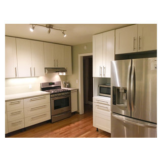 Modern Kitchen Appliances - Midcentury - Kitchen - New York - by ...
