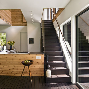 Moderne Küche mit Unterbauwaschbecken in New York
