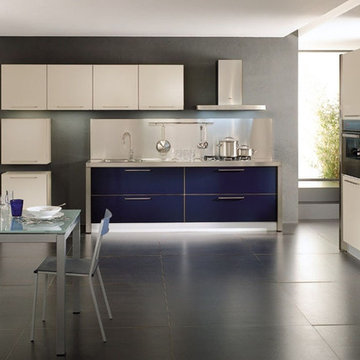 Modern Kitchen by Spar, Italy