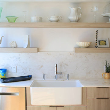 Modern Kitchen in New York Townhouse