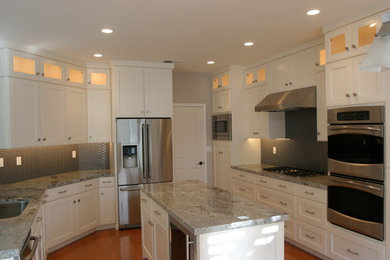 Modern Kitchen Painted in White Linen