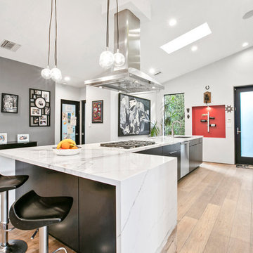 Modern Kitchen Remodel in Sherman Oaks