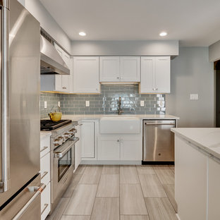 75 Beautiful Modern Vinyl Floor Kitchen Pictures Ideas July 21 Houzz