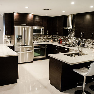 modern kitchen wengue colored with white macaubas quartzite countertop