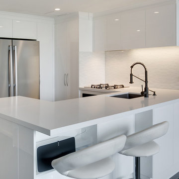 Modern Kitchen with Caesarstone Pure White Benchtops