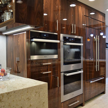 Modern Kitchen with Flat-Panel Cabinets Marina del Rey, CA 02