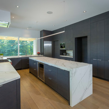 Modern Minimal Residence