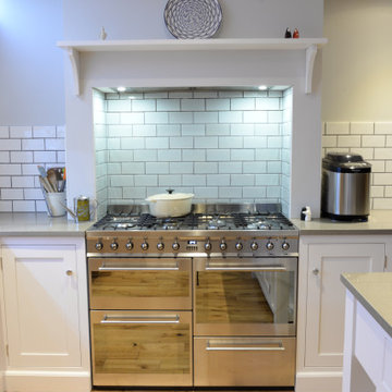 Modern, off white handmade bespoke kitchen