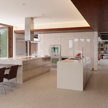Modern Peninsula Estate