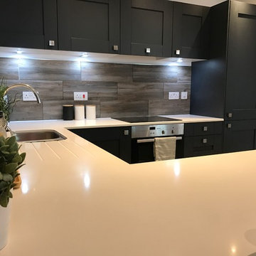 Modern Shaker Kitchen with Charcoal Doors and 20mm Quartz Worktop