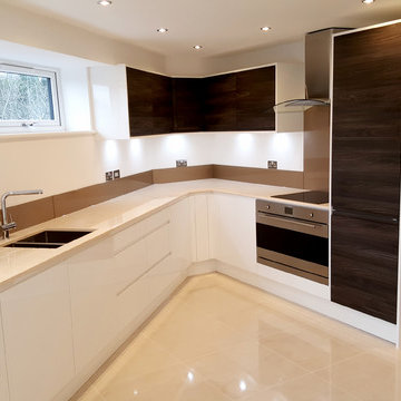 Modern White & Dark Elm Kitchen, Silestone Worktops & Gold Splashbacks